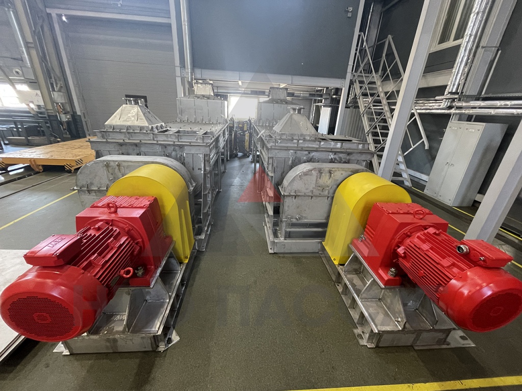 Horizontal agitators3.jpg